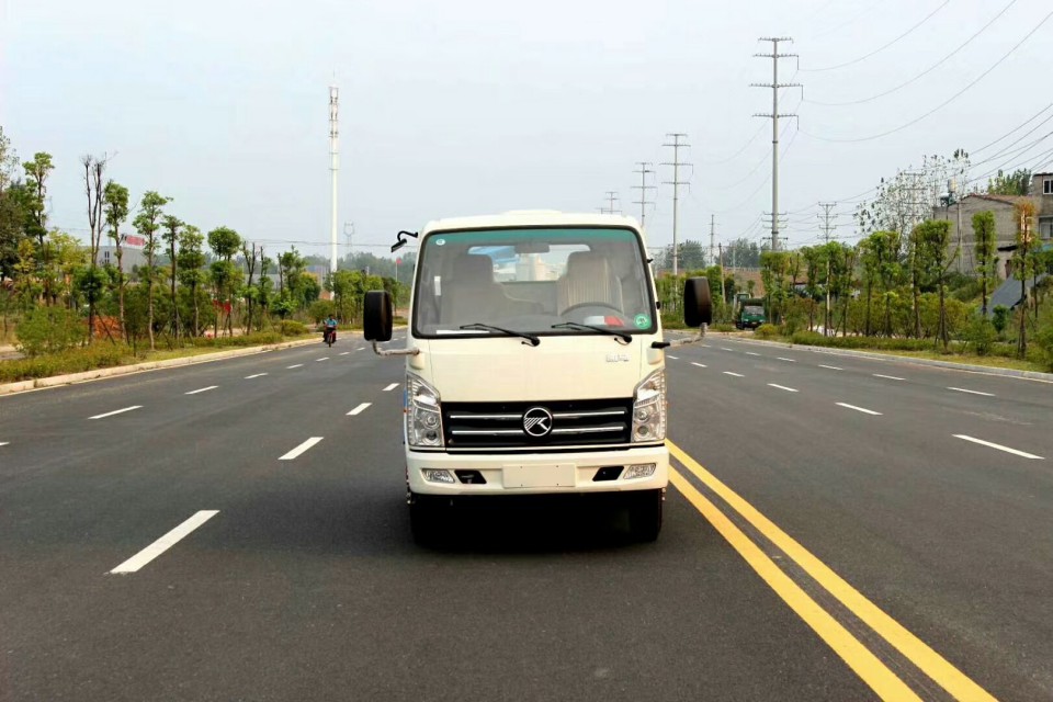 程力凱馬2方藍牌小型吸糞車 (14)