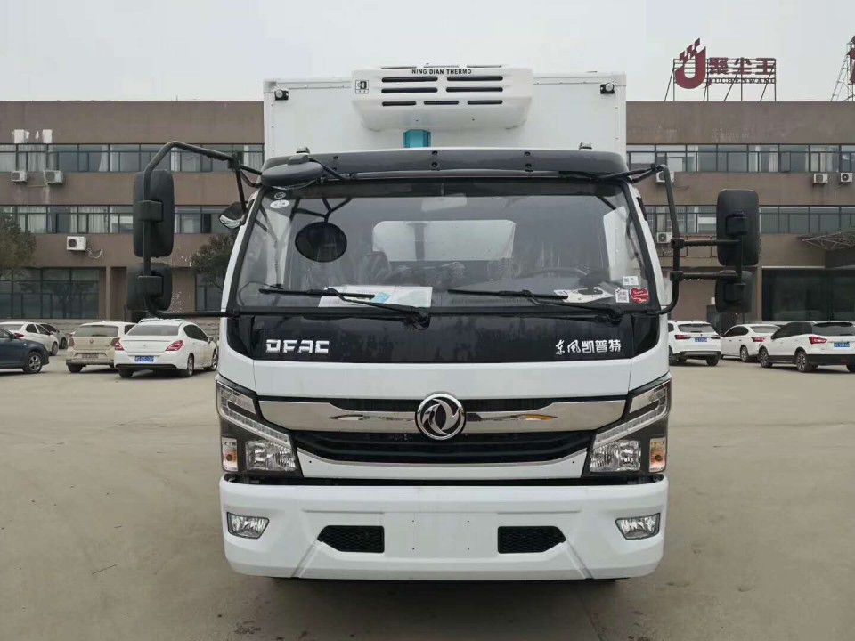 湖北程力東風(fēng)凱普特4米2冷藏車 (3)