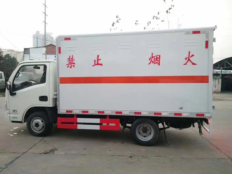湖北程力躍進(jìn)小福星爆破器材運(yùn)輸車(chē) (6)