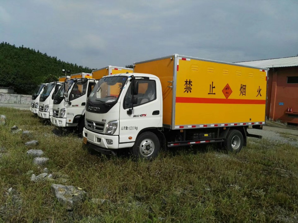 湖北程力福田奧鈴爆破器材運(yùn)輸車 (19)