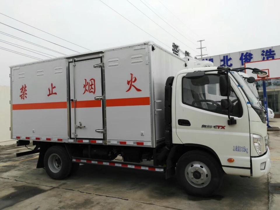 湖北程力福田奧鈴爆破器材運(yùn)輸車 (20)