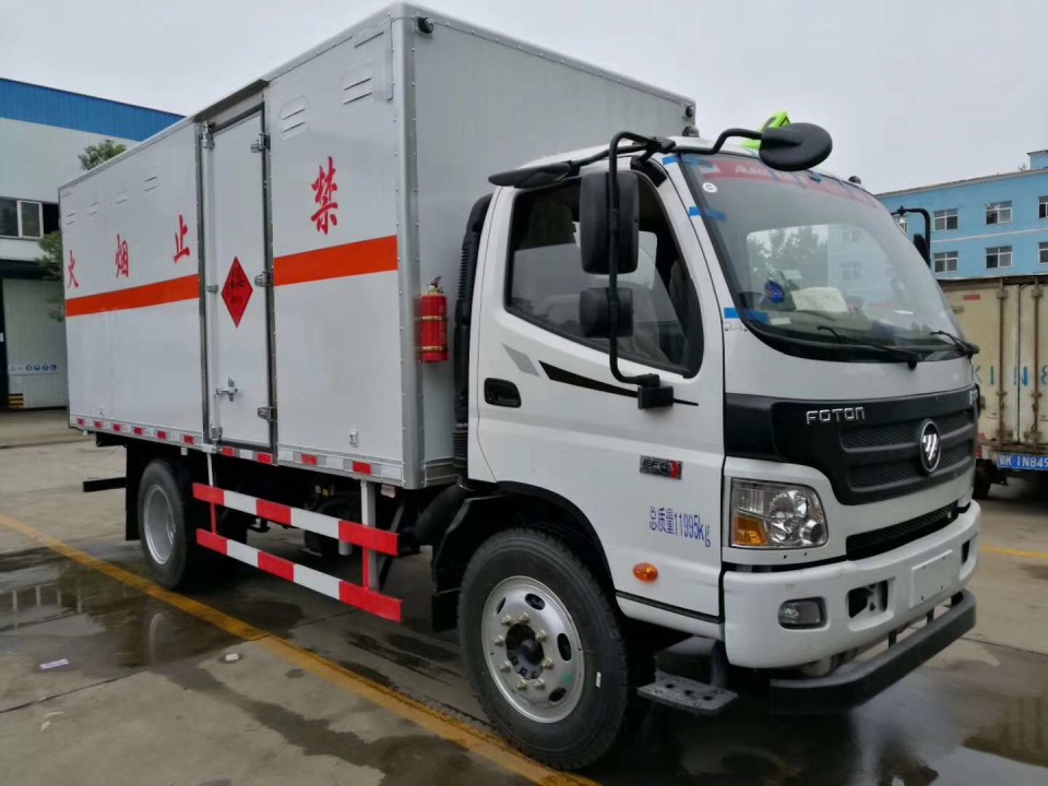 湖北程力福田歐馬可4噸爆破器材運輸車 (10)