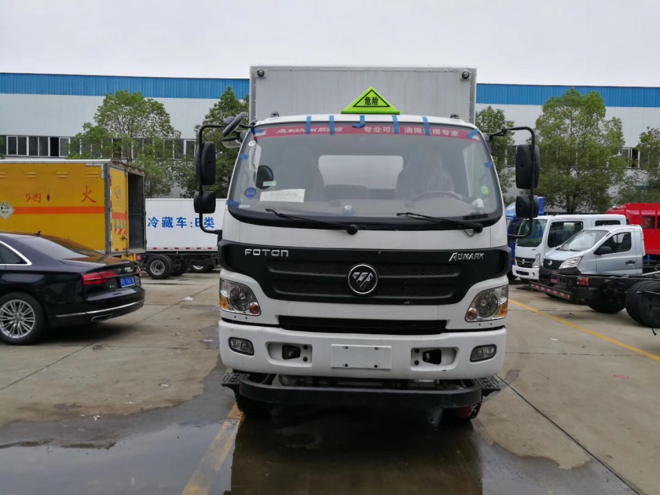 湖北程力福田歐馬可4噸爆破器材運輸車 (19)