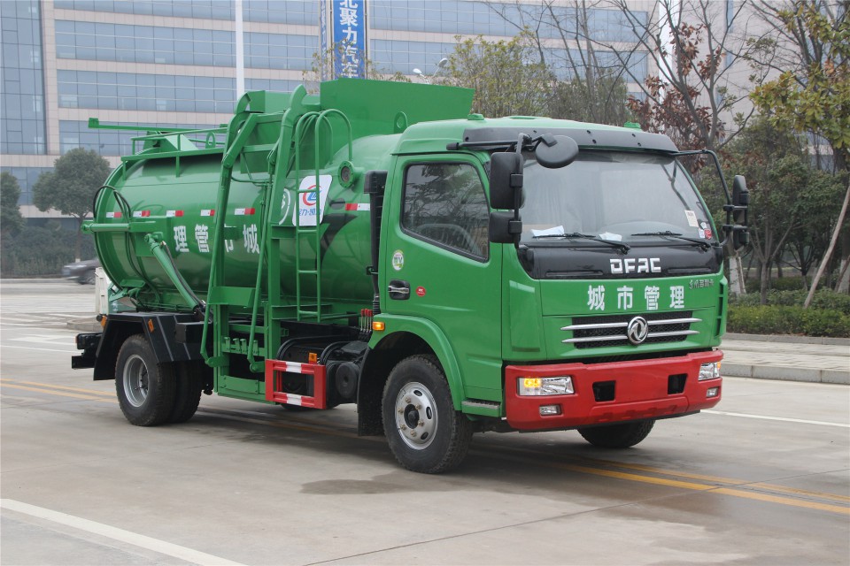 東風(fēng)多利卡7立方程力餐廚垃圾車 (27)