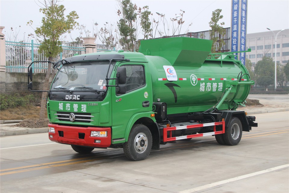 東風(fēng)多利卡7立方程力餐廚垃圾車 (30)